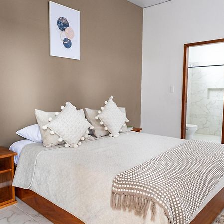 Hotel Ayre By Baltra بويرتو أيورا المظهر الخارجي الصورة