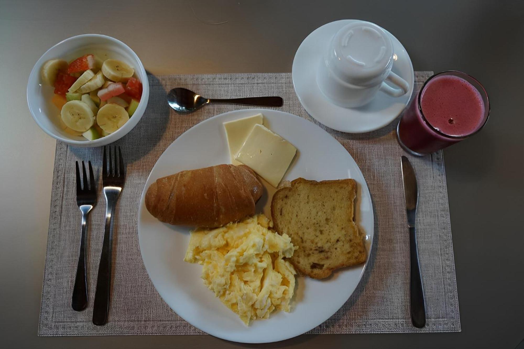 Hotel Ayre By Baltra بويرتو أيورا المظهر الخارجي الصورة